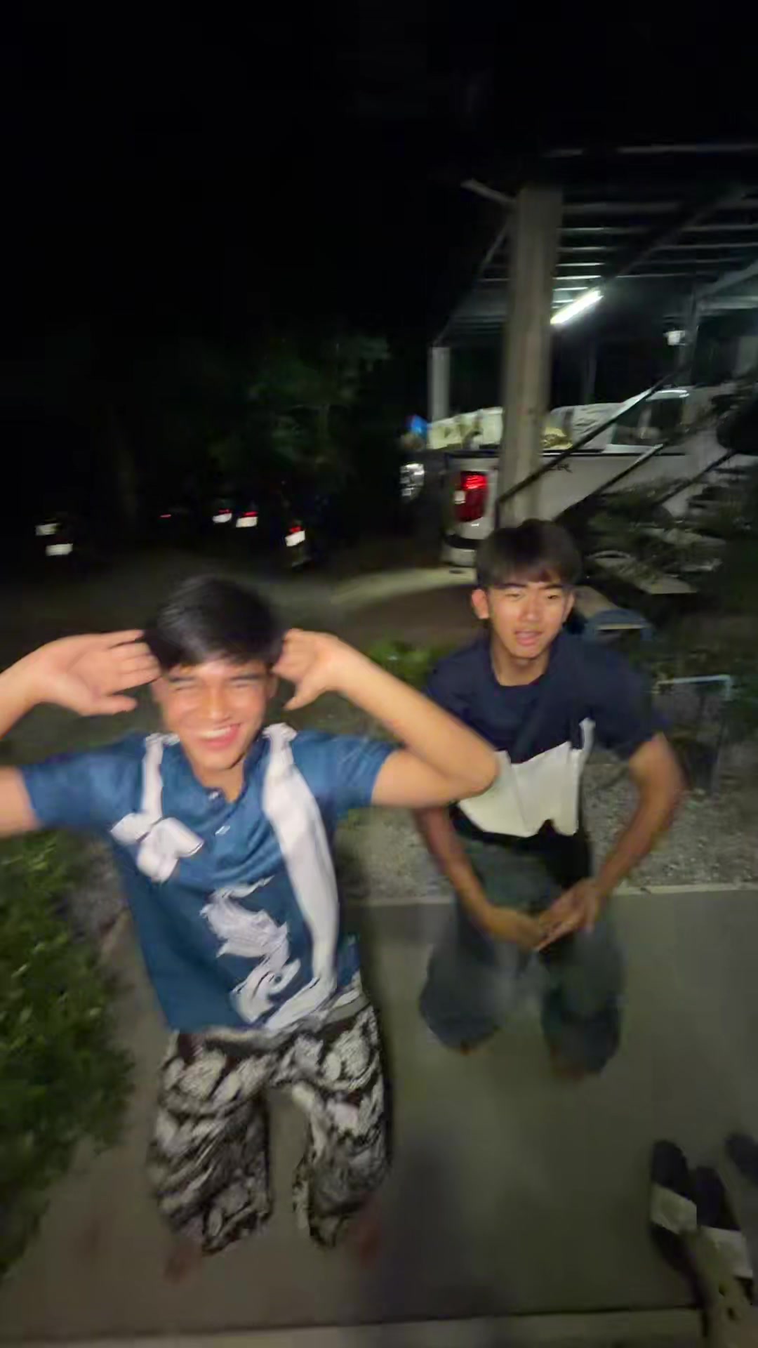 @นาคเล่นน้ำ