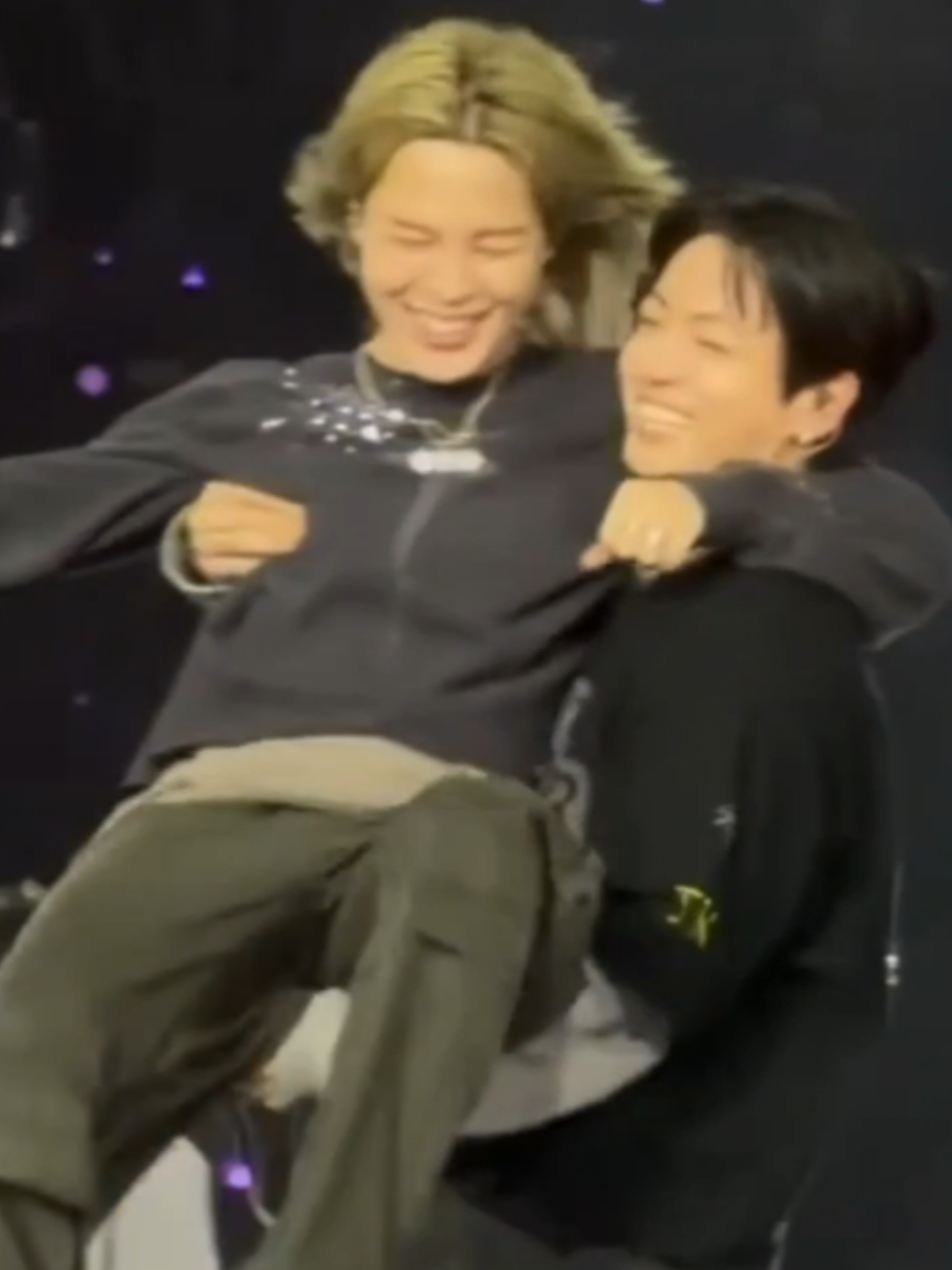 @JIMIN👑KOOKMIN💜🐥🐰💛🌙☀️