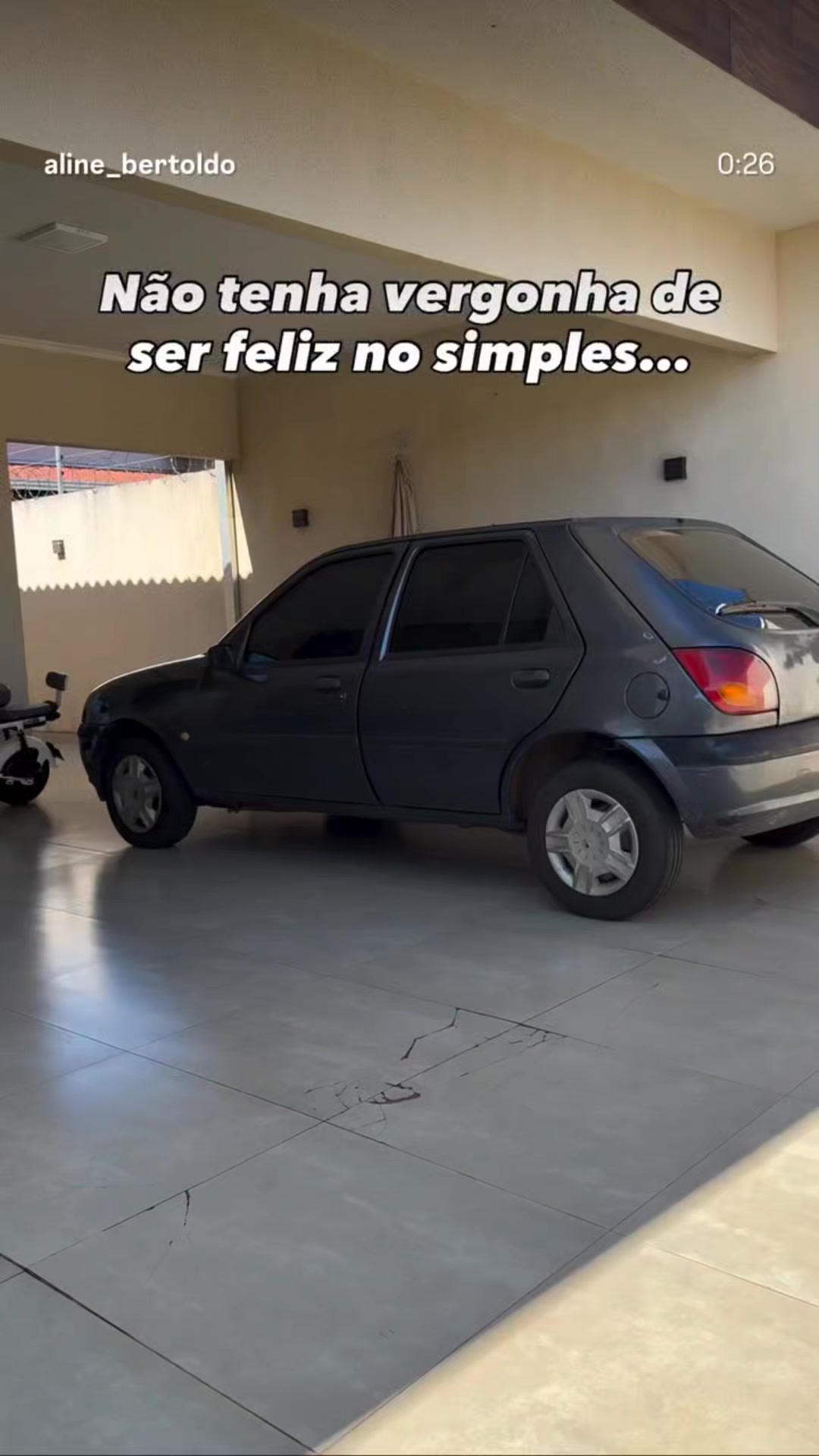 @Anna Carolina