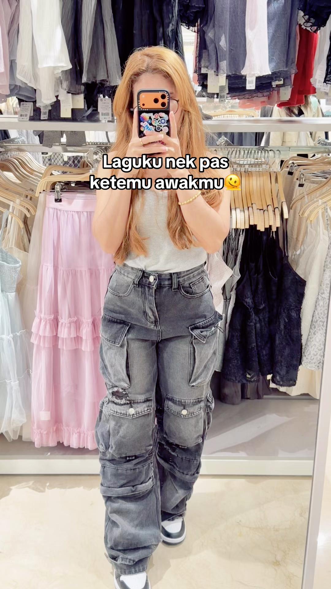@Sephia