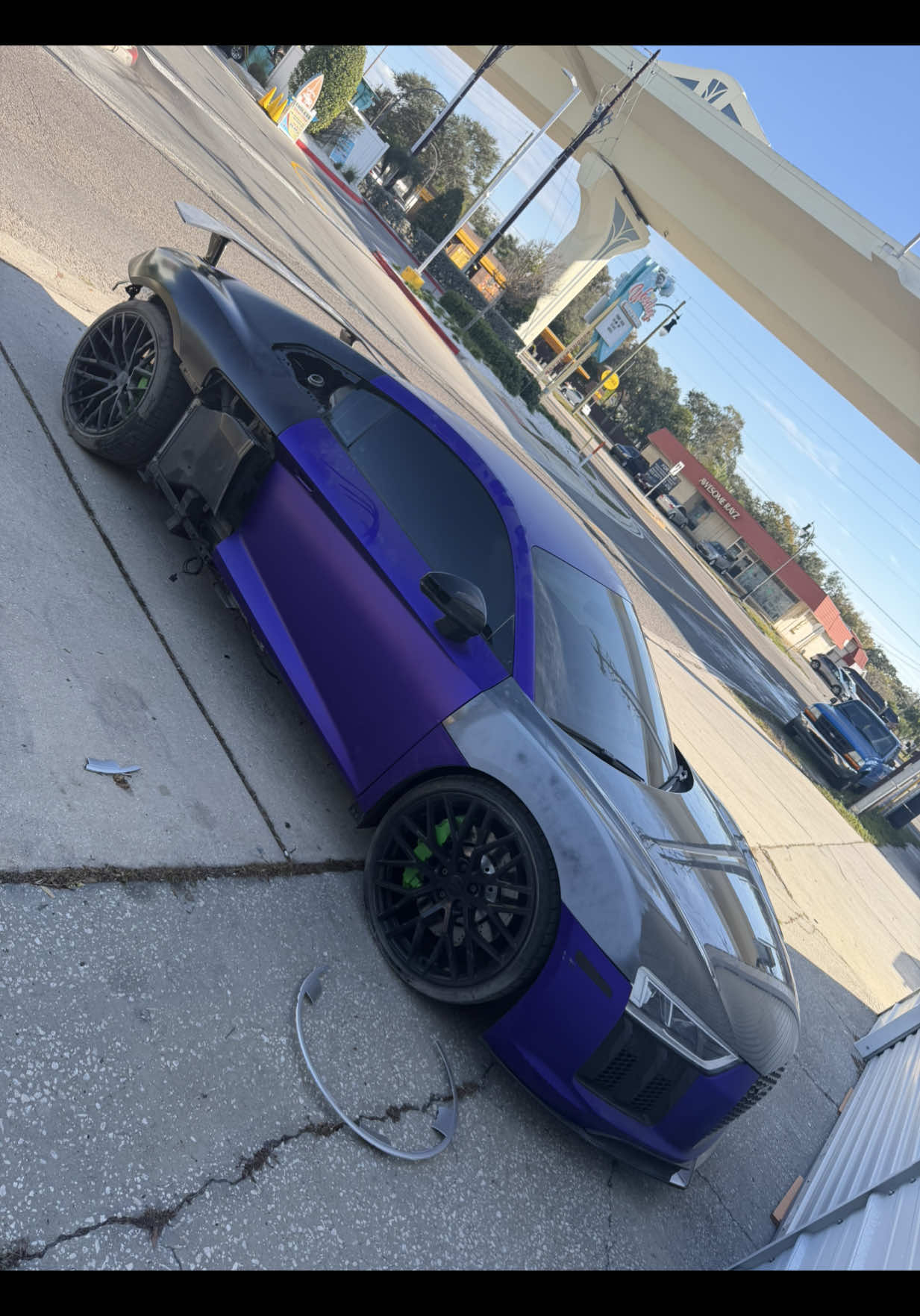 @theexotickingpin