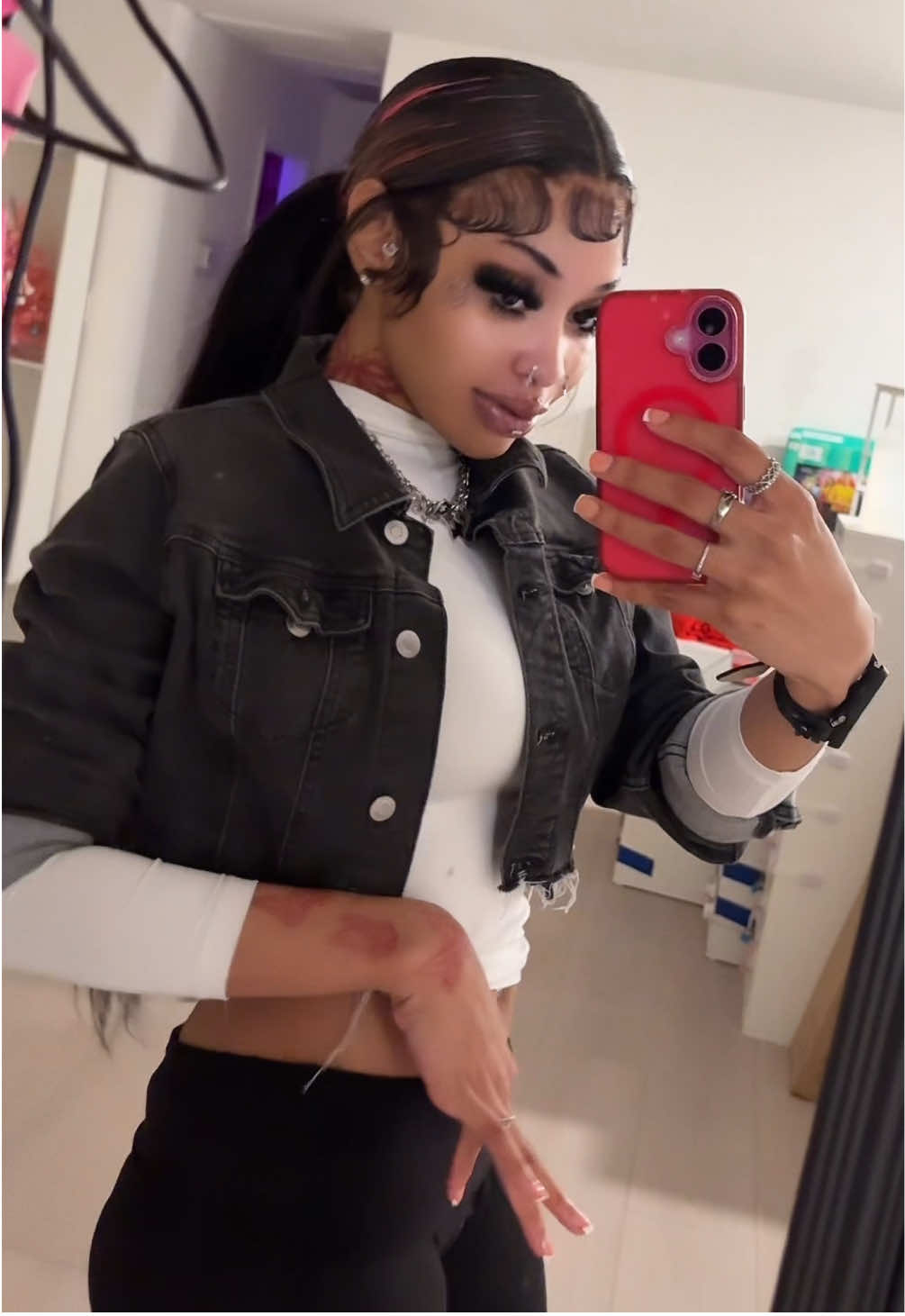 @Sellaa Marie 🕷️