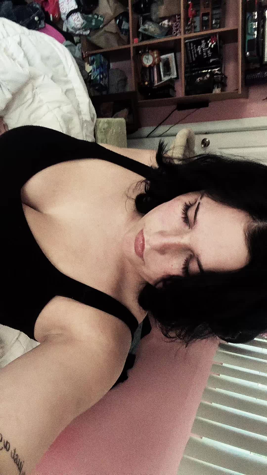 @G0TH.G1RL.007