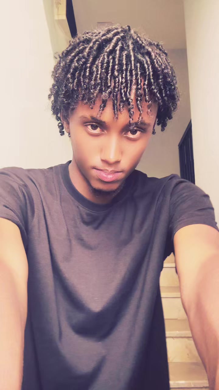 @ዑመተ ቀሽቲ🧞♂️🥤🤴