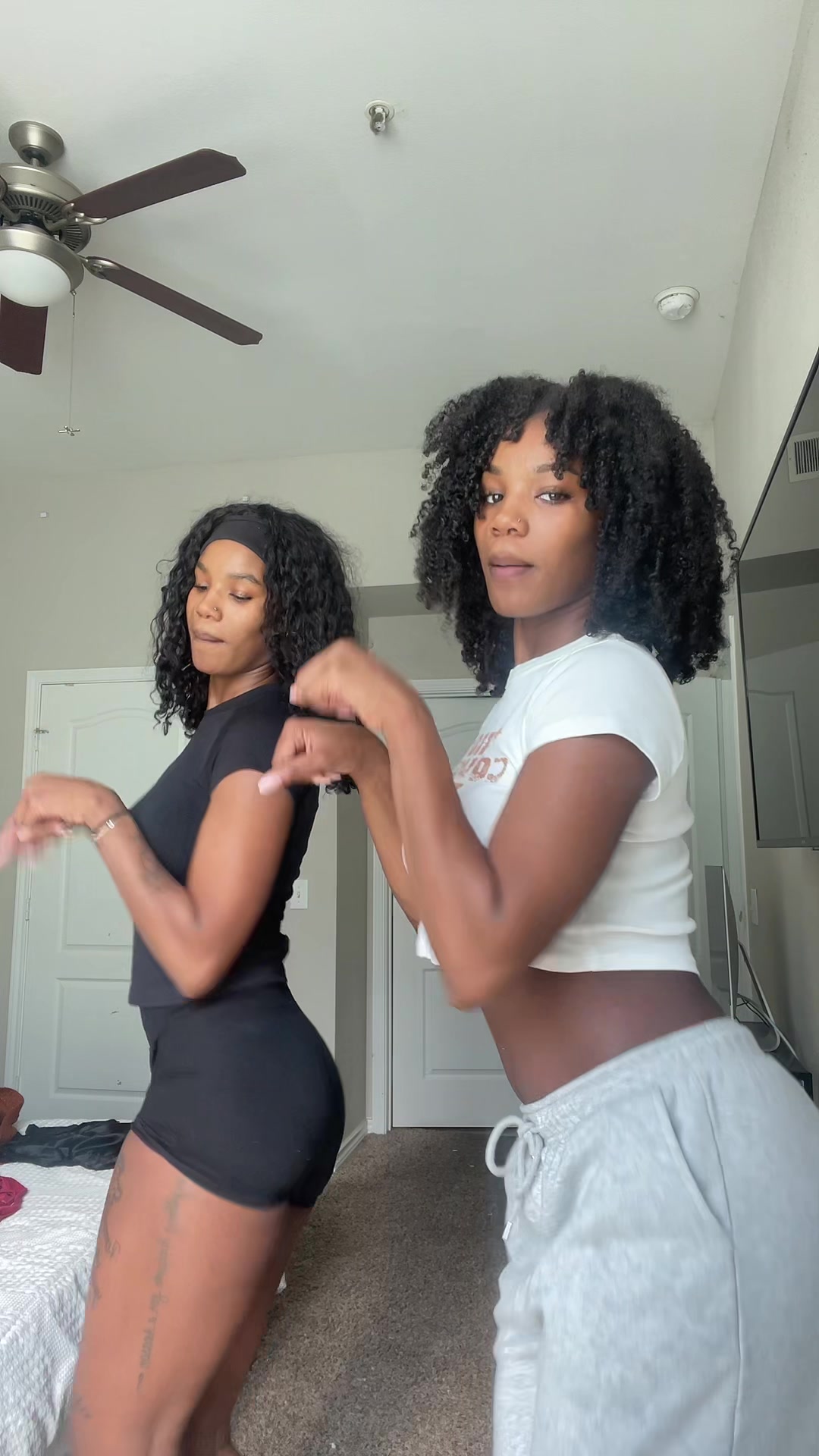 @Kayla owens 🖤