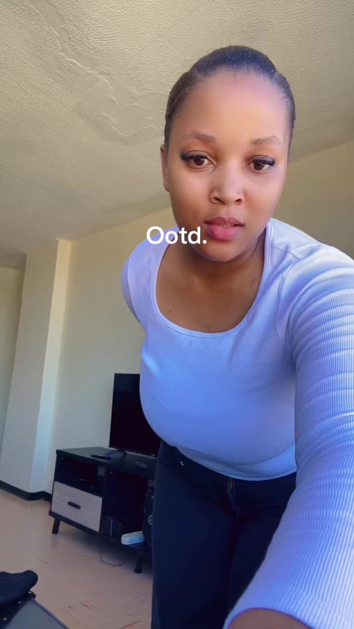 @Ntombizenkcubeko🌸