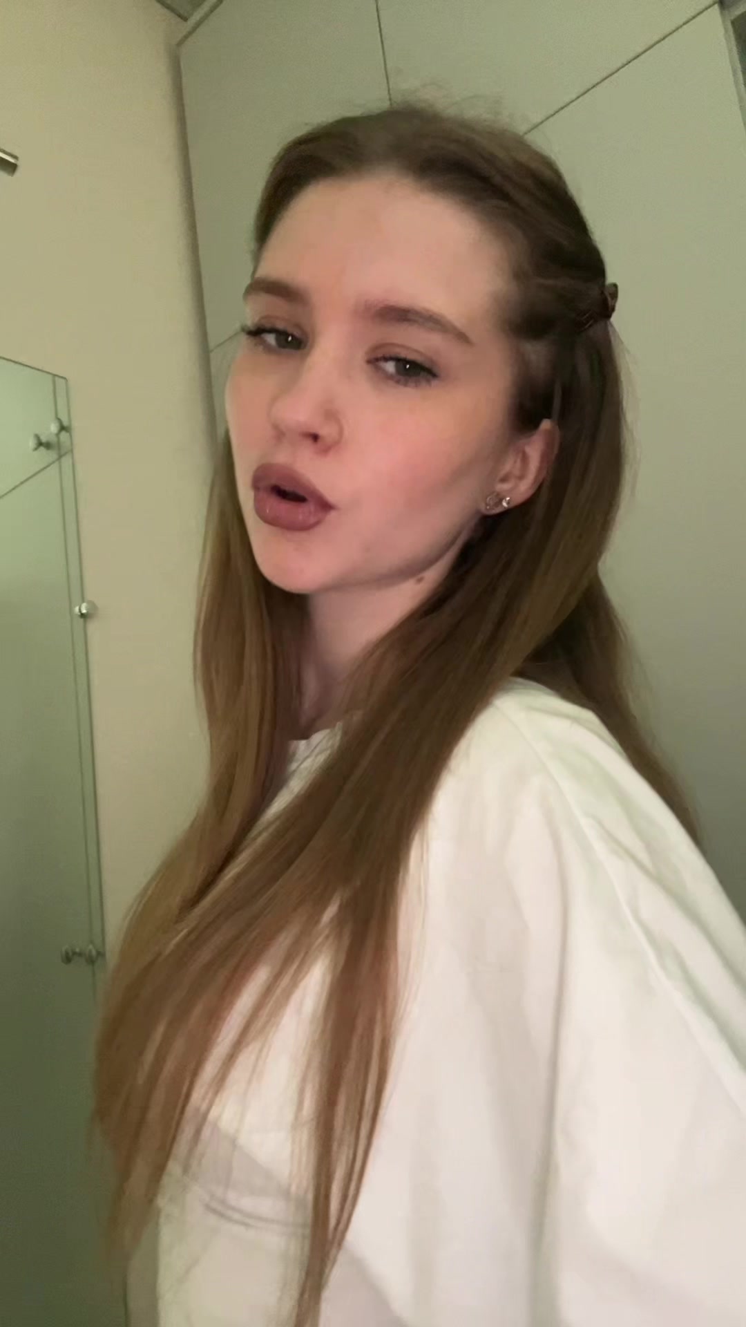 @даша