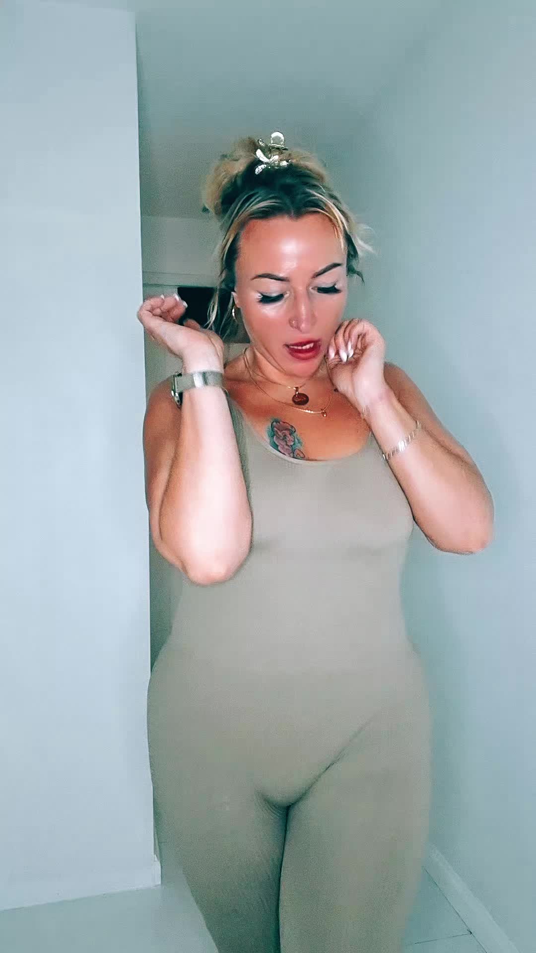 @kroliczekhop*