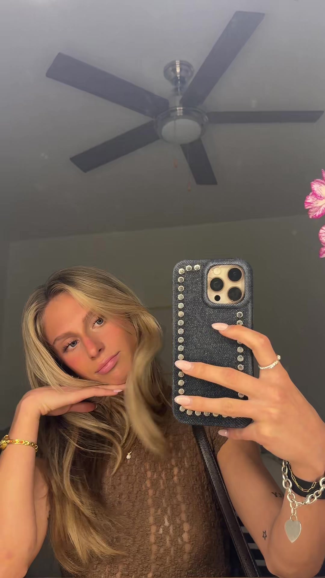 @D