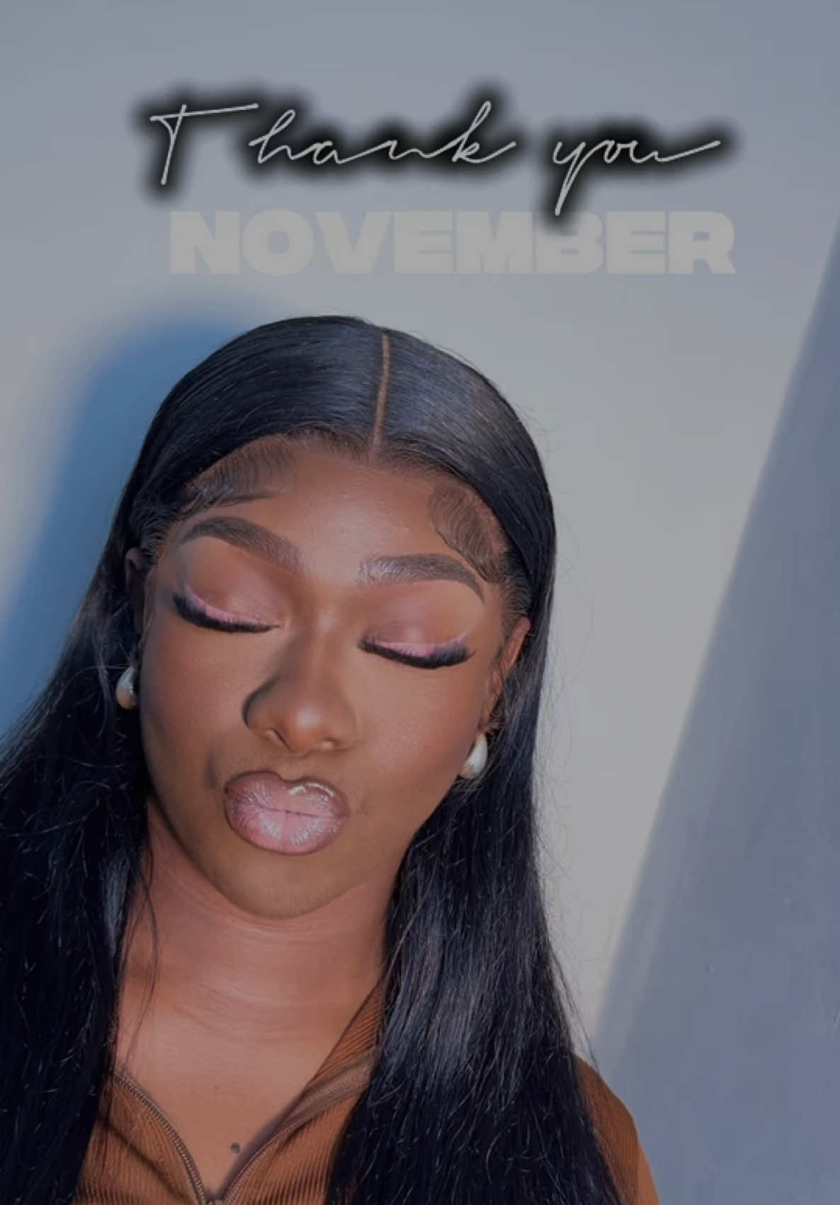 @iambambii_