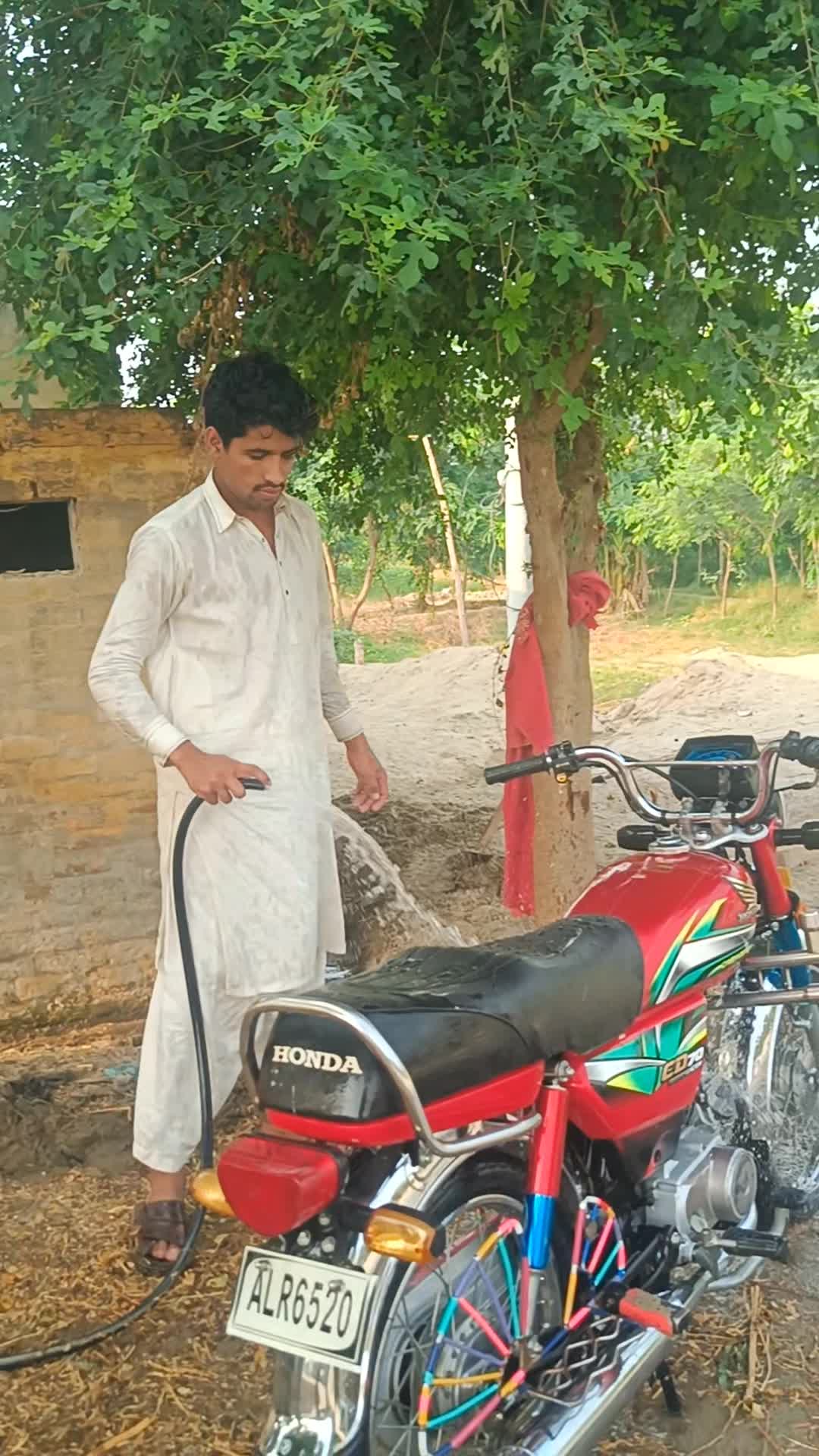 @B&sup1;&bull; JANAN