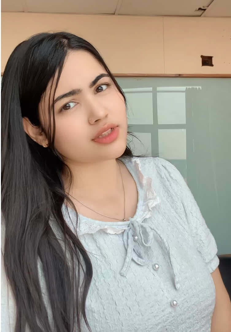 @ẞɑɾśɦα🧸