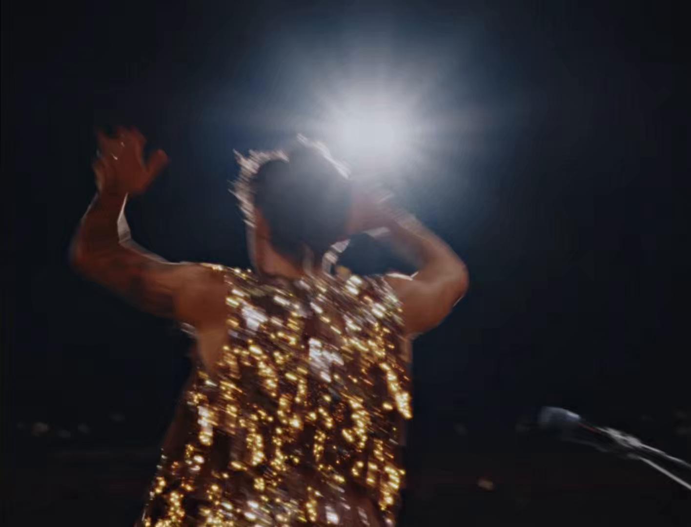 @𝟏𝐃