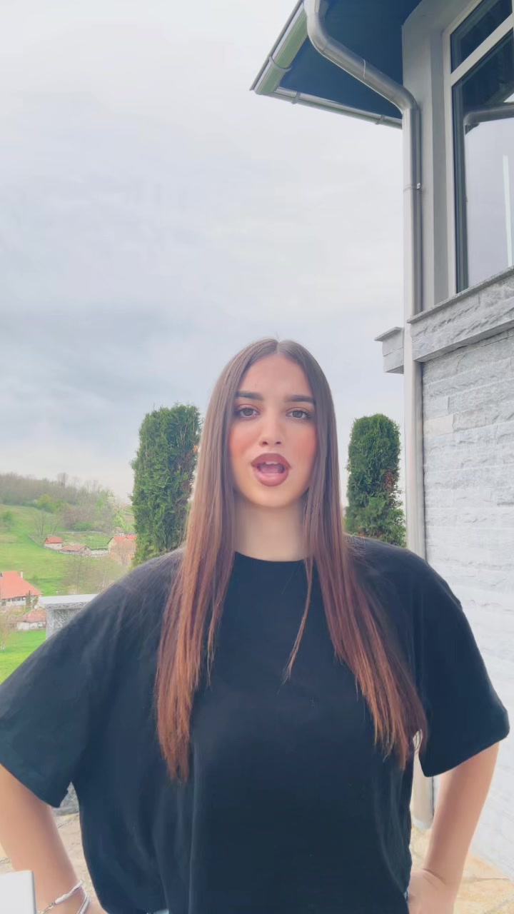 @Andjela