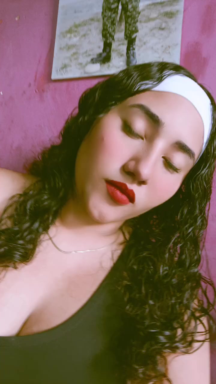 @Valentina🌸