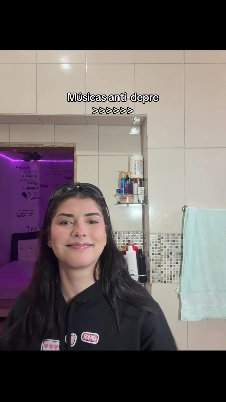 @Eu_Mell🐝🍯