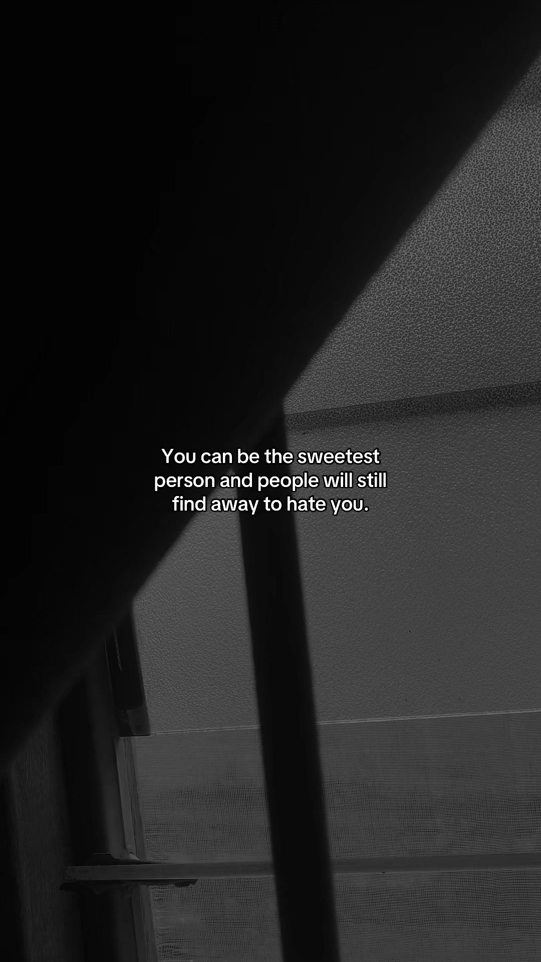 @𝐋𝐎𝐍𝐄𝐁𝐎𝐘