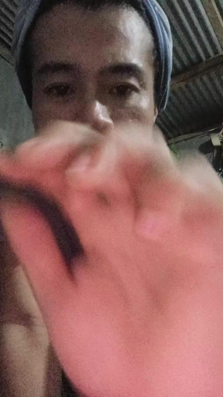 @BANANA_QUEEN143