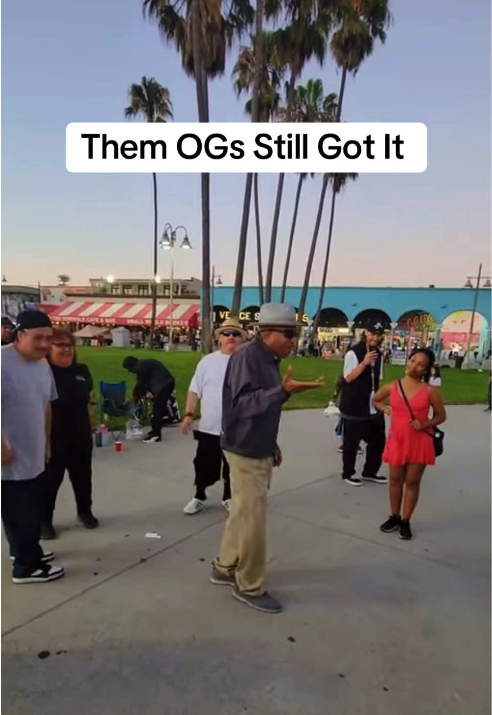 @Get_Yo_Walk_On_2