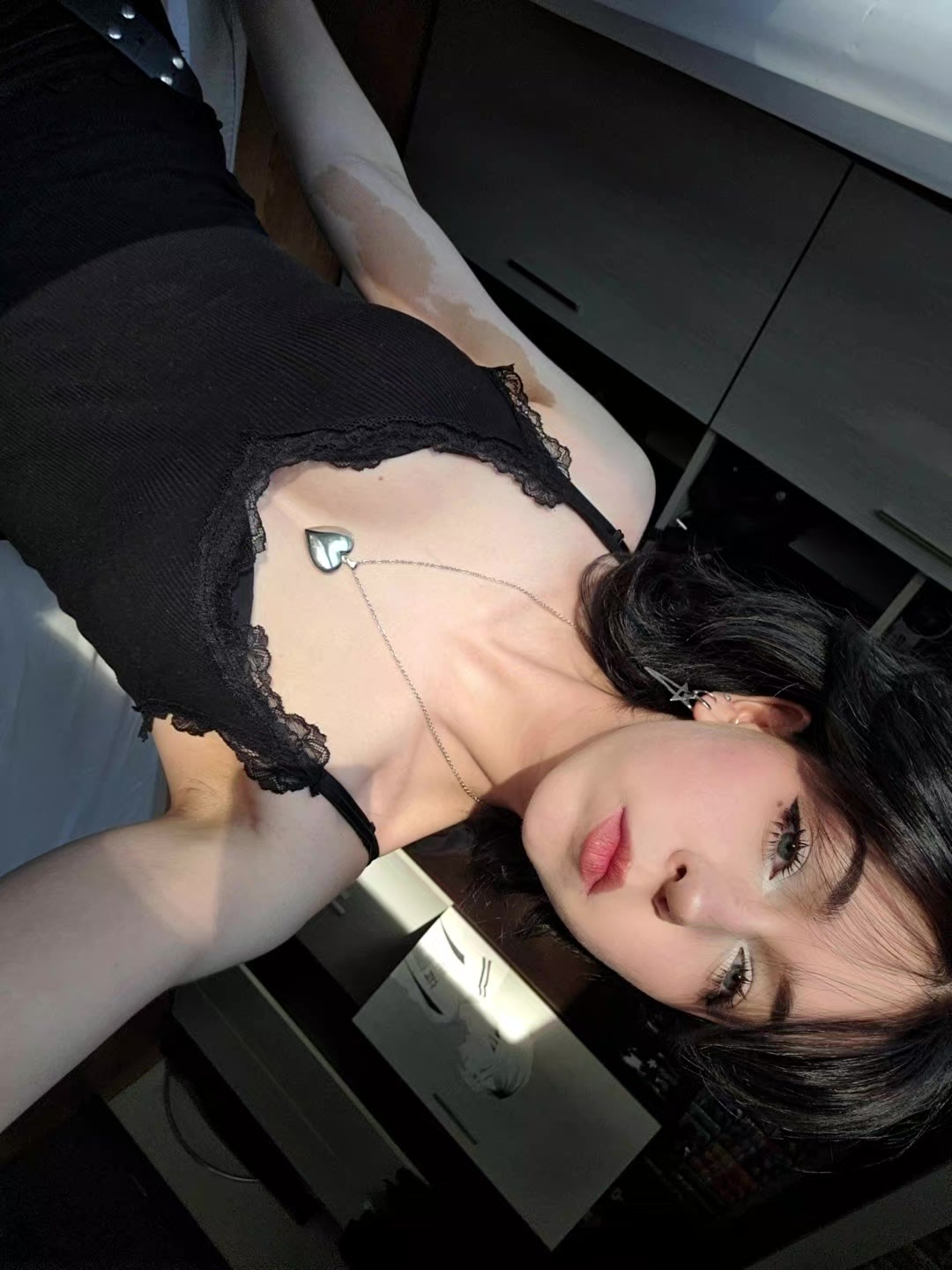 @xidhs@