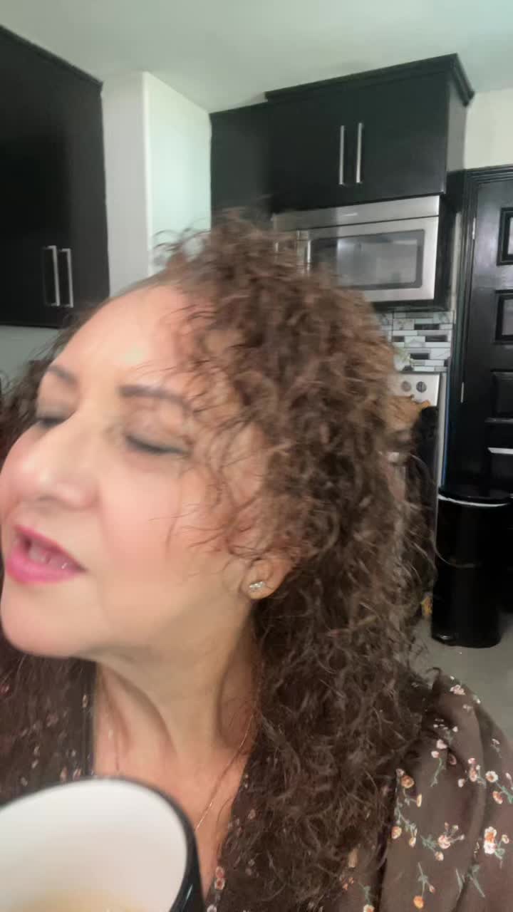 @elvia karime
