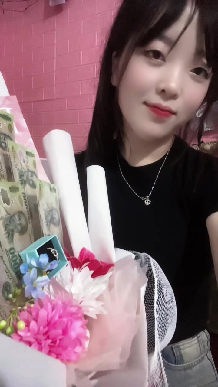 @Ngọc Linh 🍀