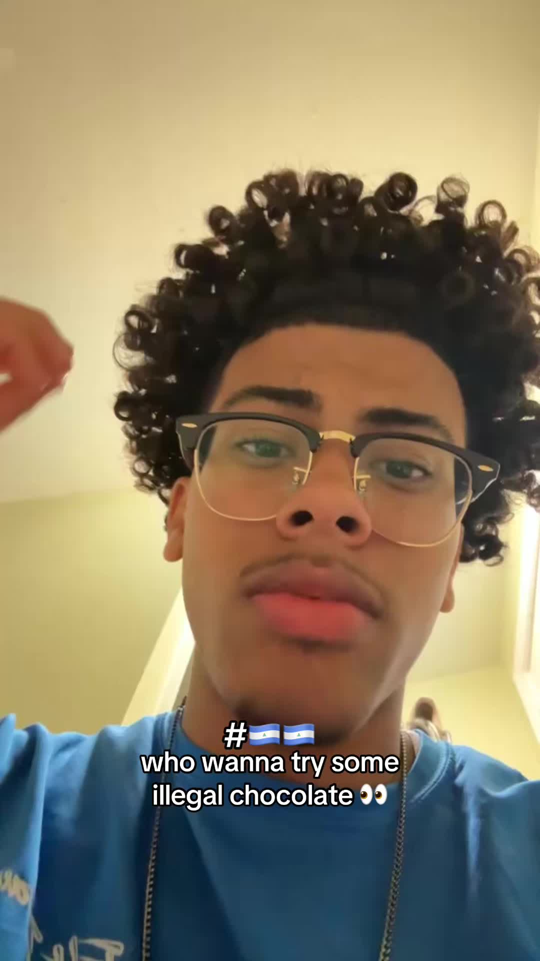 @👻