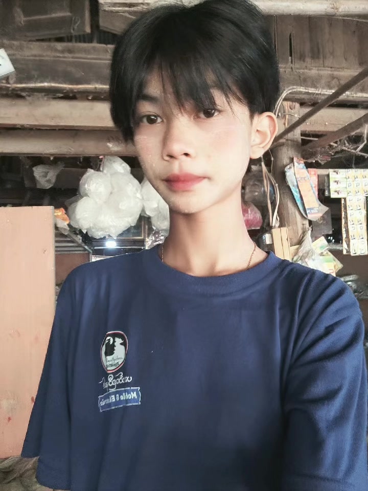 @ဘေဘီ မွန်းစတား