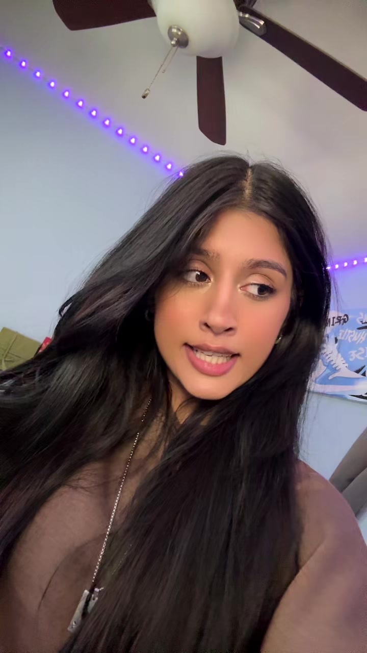 @Ash_✨🦋