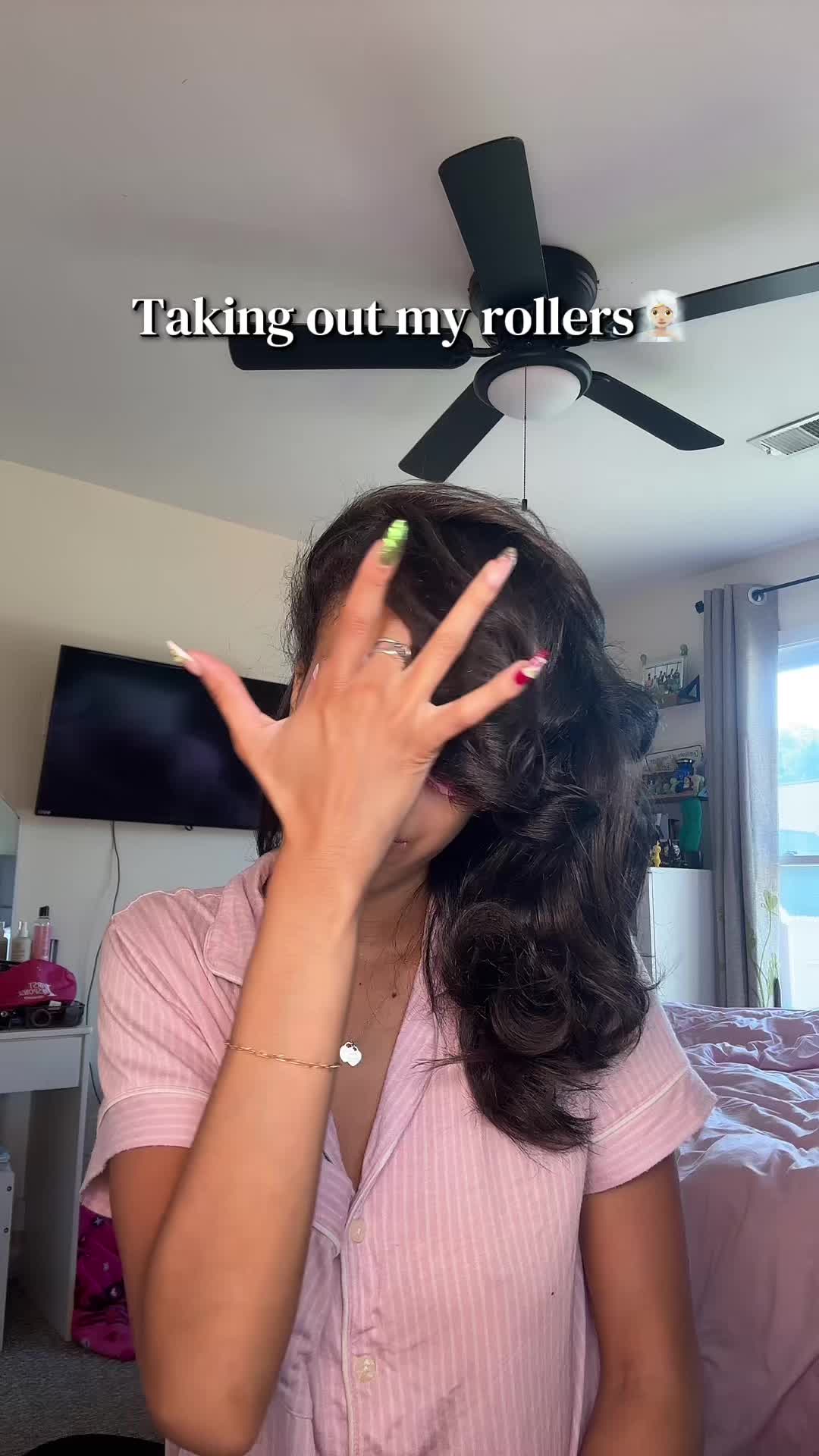 @AYSIA NICOLE