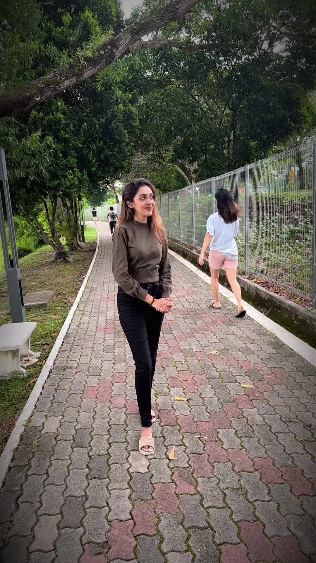 @tαrα✨