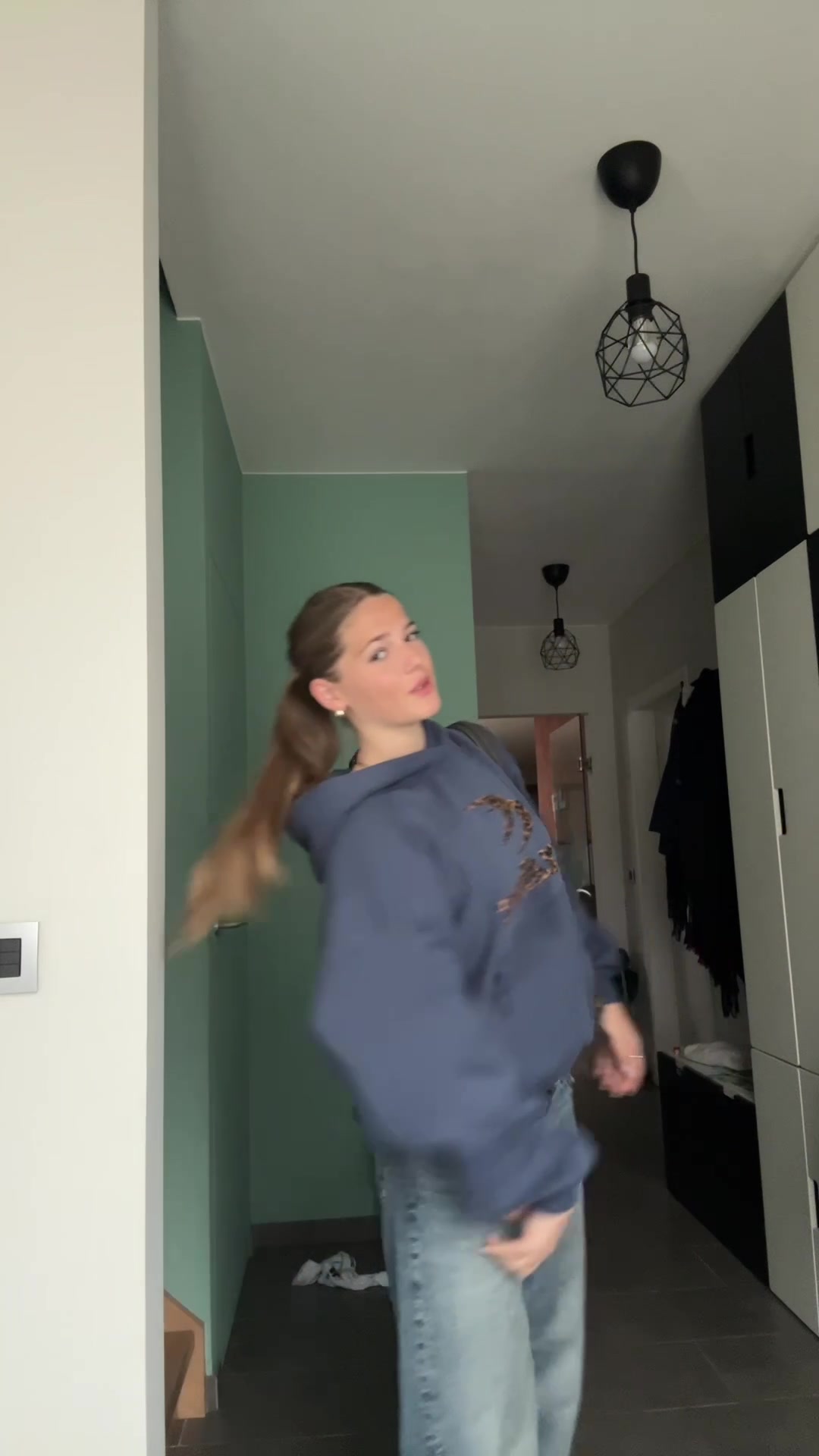 @𝐋𝐄𝐍𝐀