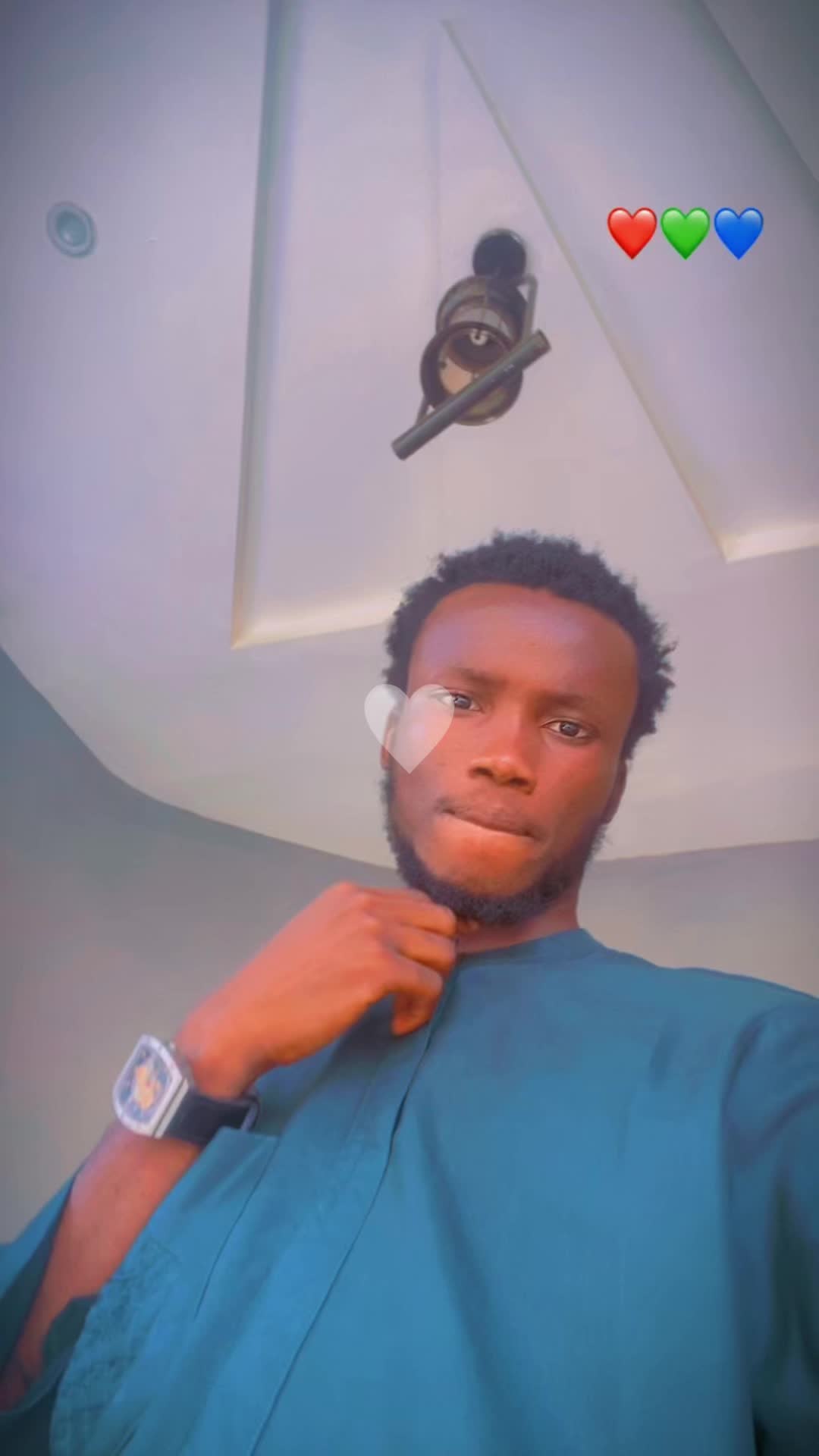 @SUNNY ADE 🥀🤍📸..