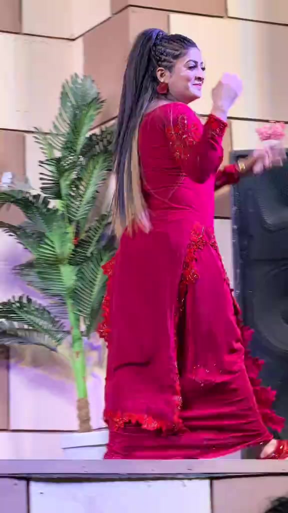 @Stage Mujra