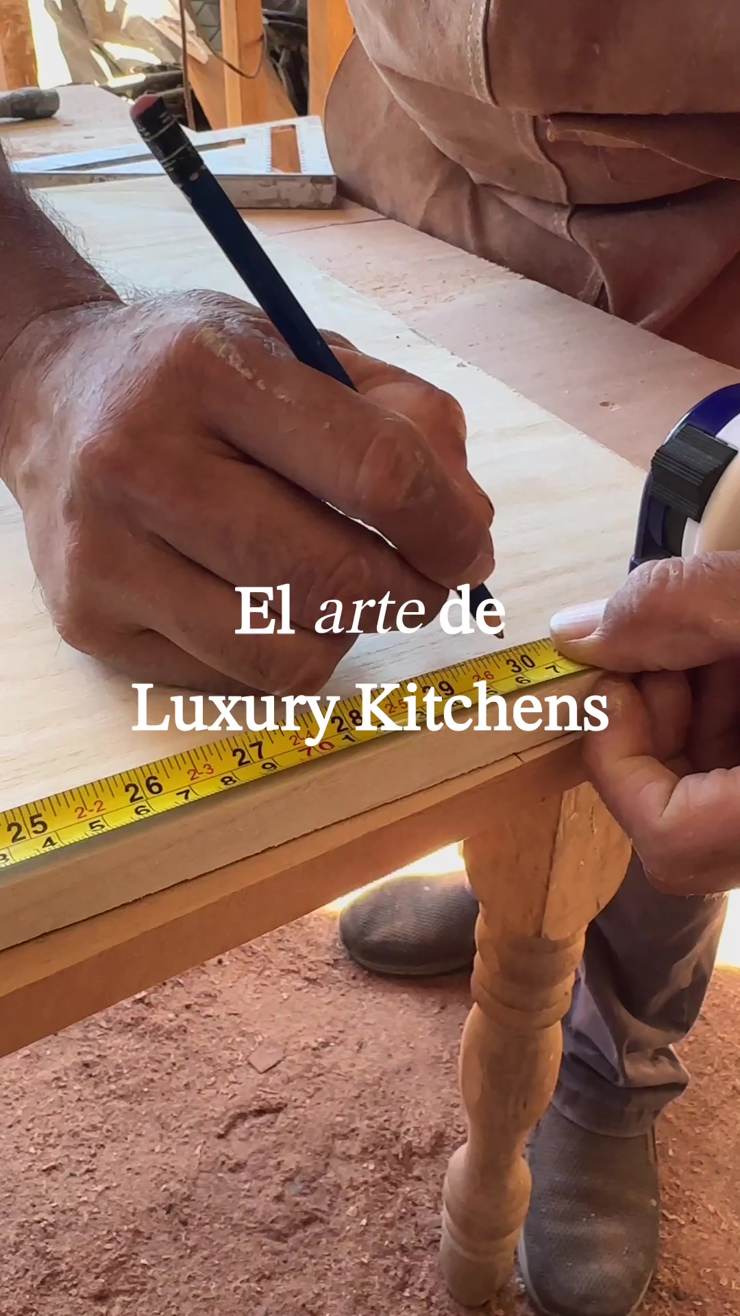 @Luxury&ensp;Kitchens