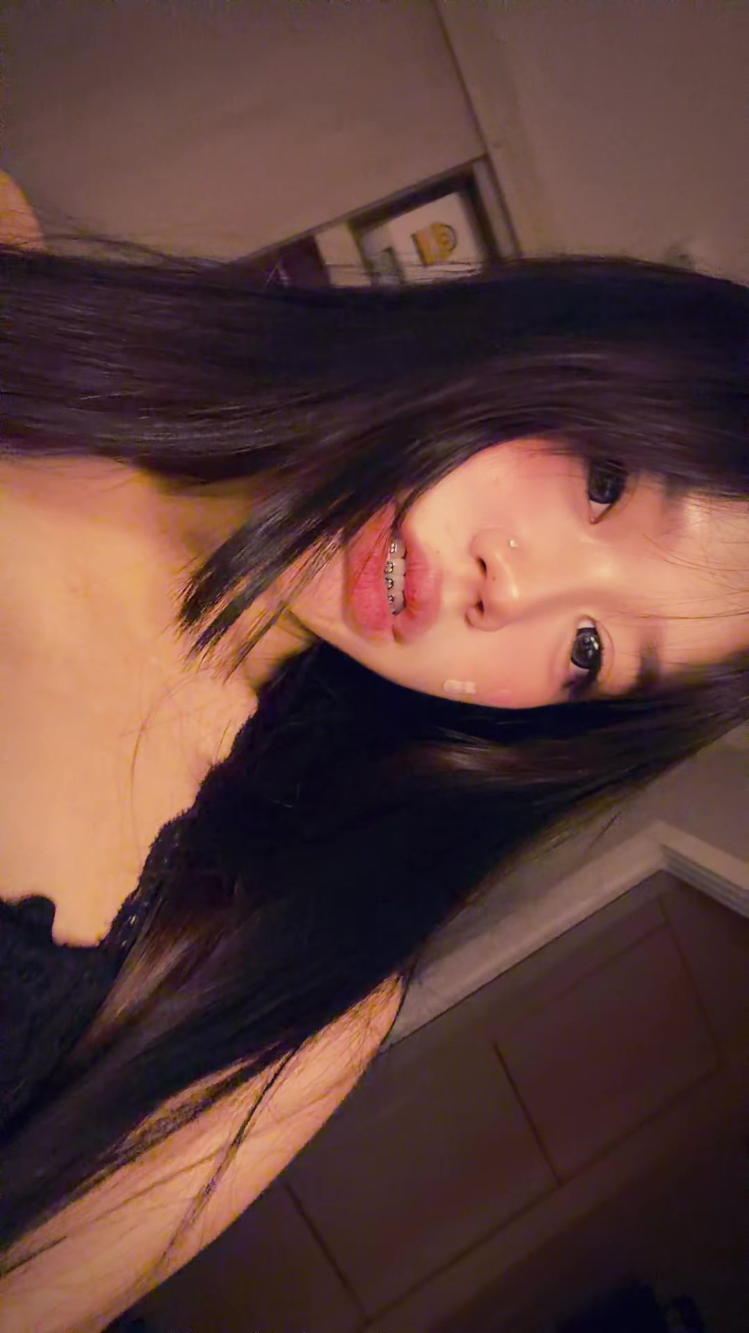 @ThiriHlaing