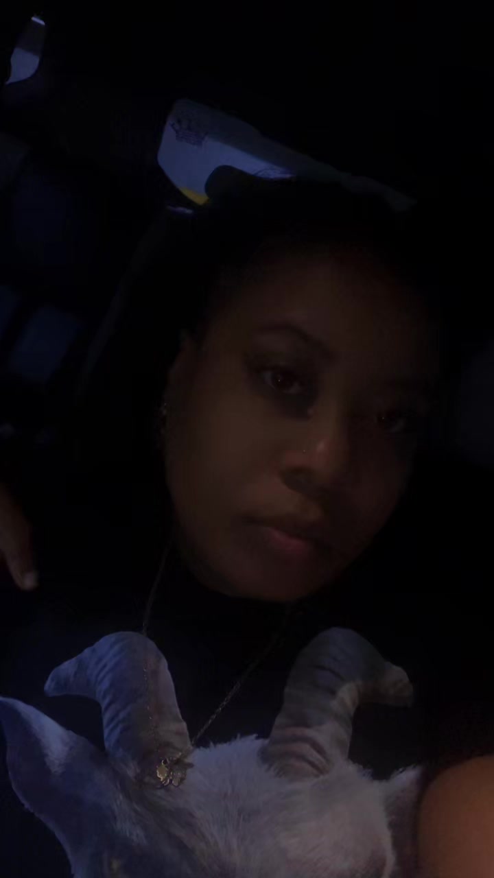 @jus_a_blessed_girl