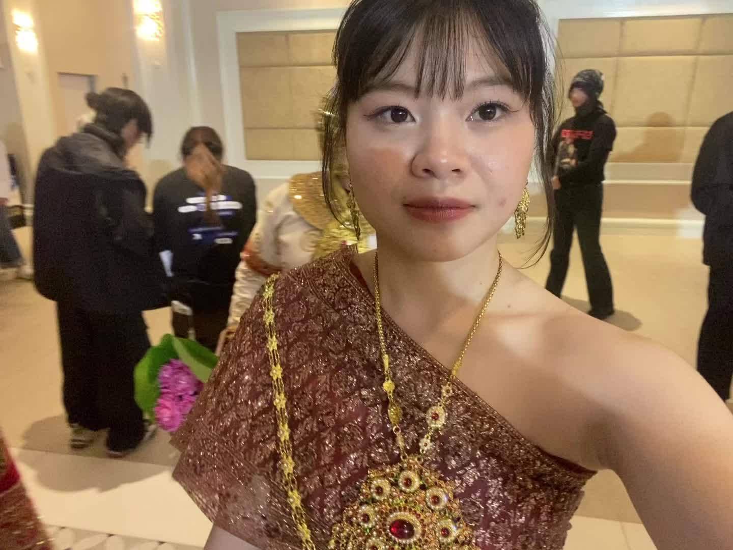 @𝑴𝒐𝒏𝒅𝒂𝒚