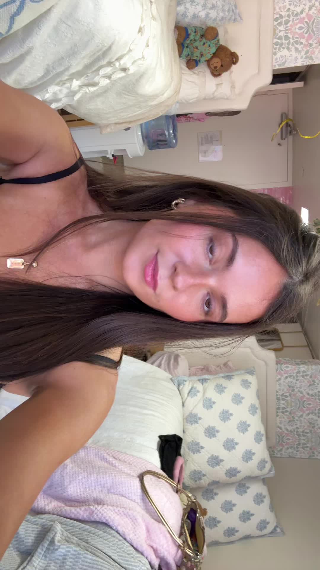 @Liv Hart