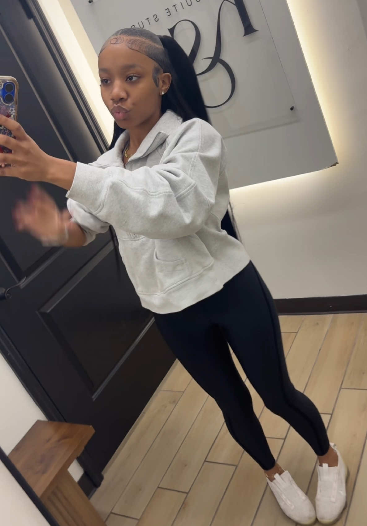 @loveely.mykiee
