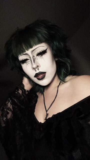 @odddollskin