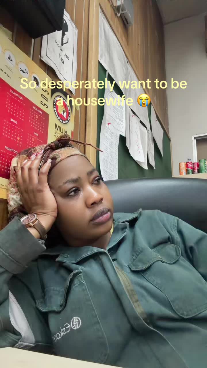 @kholomalele