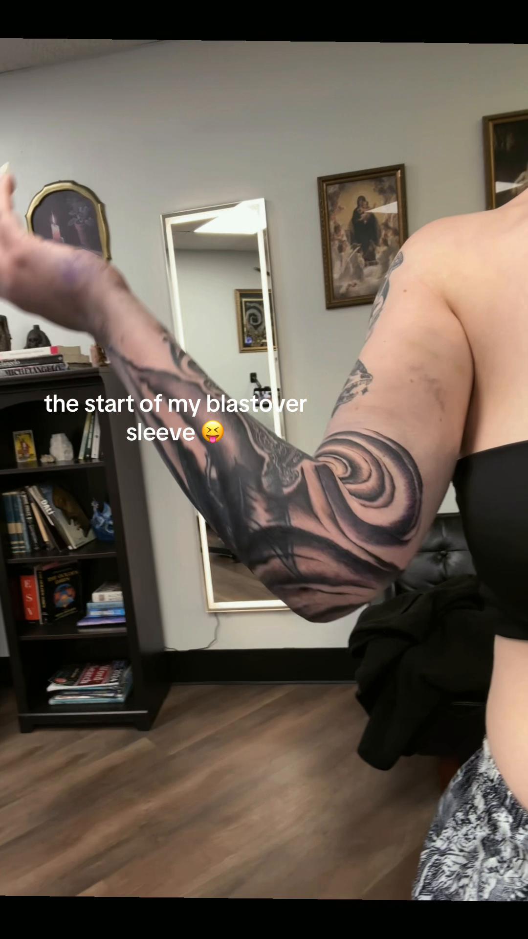 @;-;