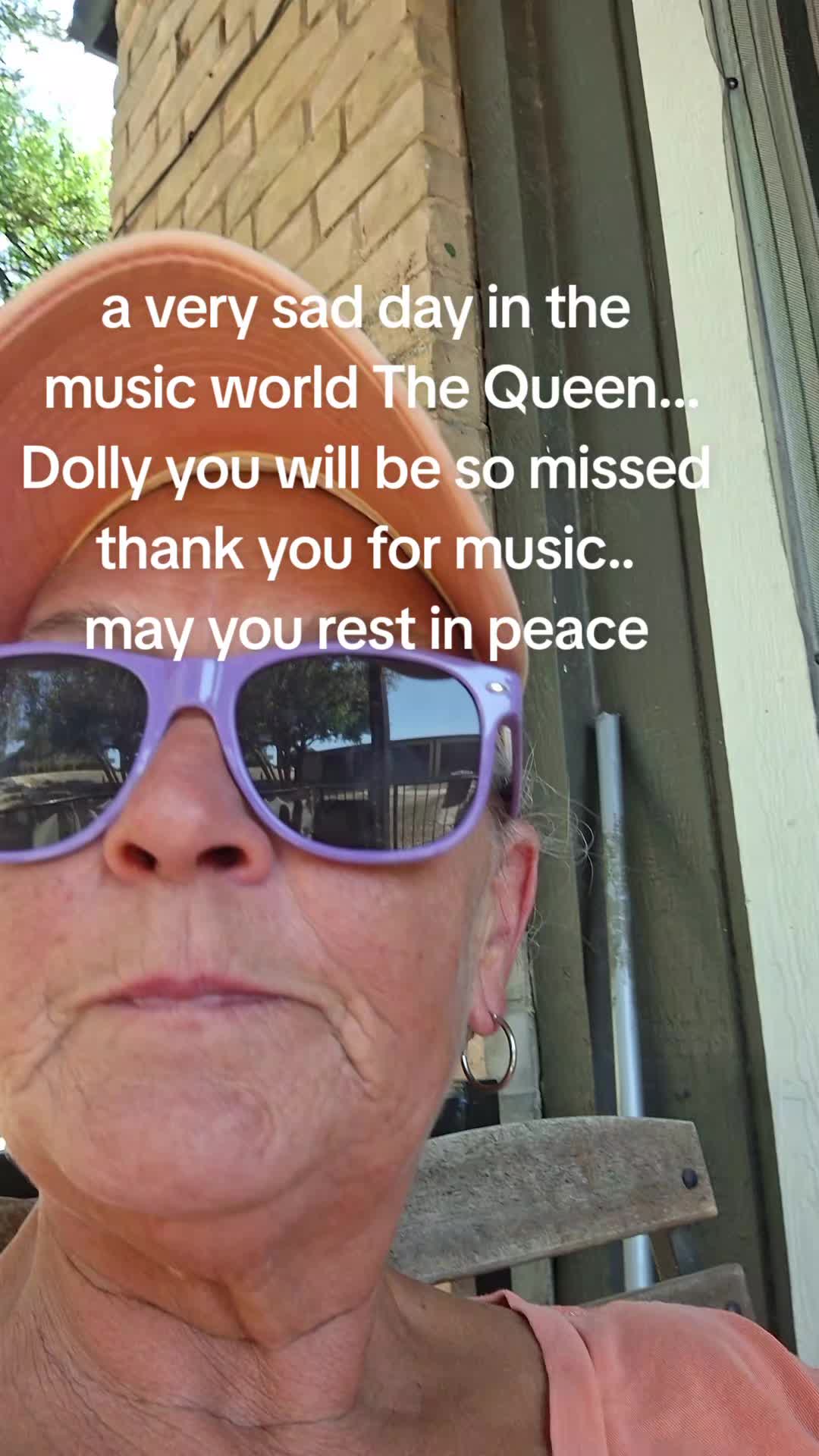 @granny at kitchen table 🎼🎵❌️