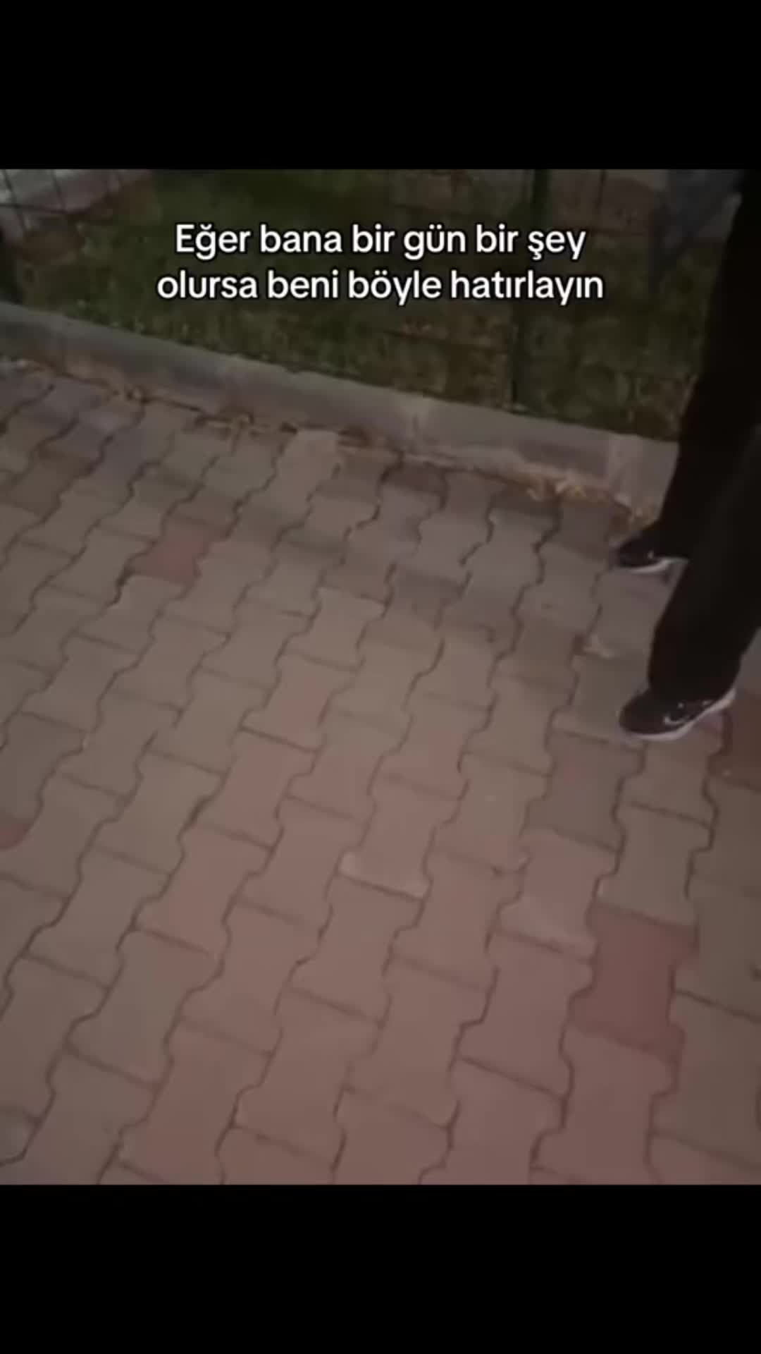 @R&uuml;ya g&uuml;lderen