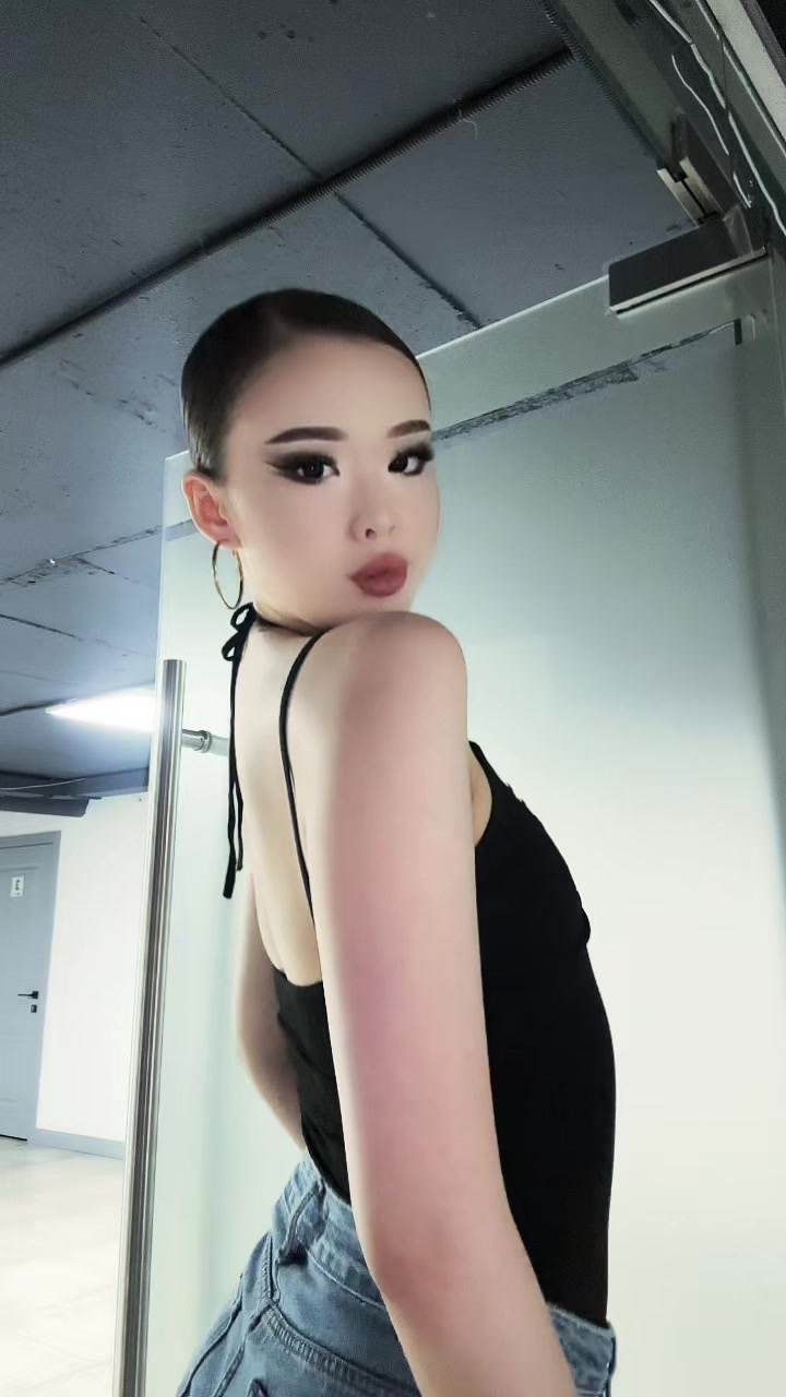@Akma💋