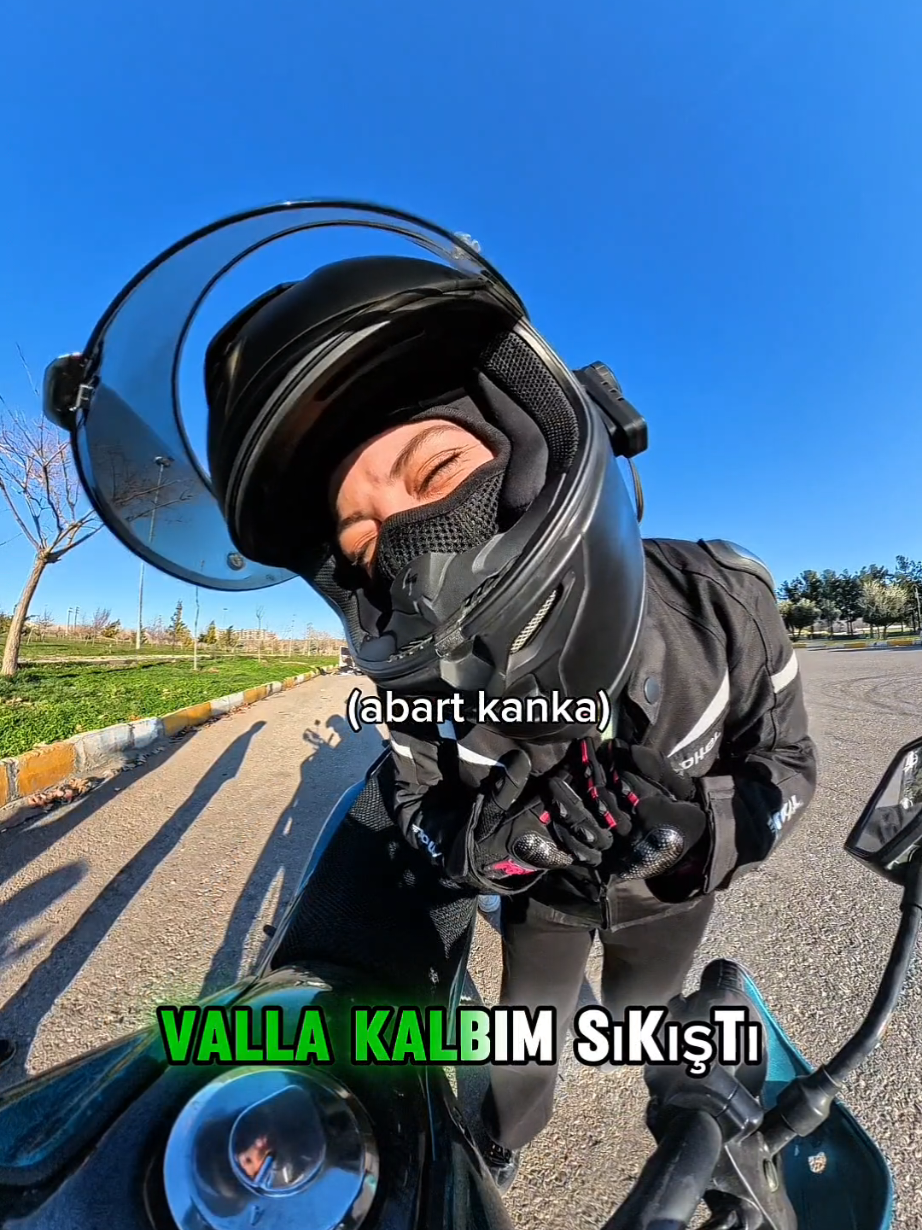 @eyoli