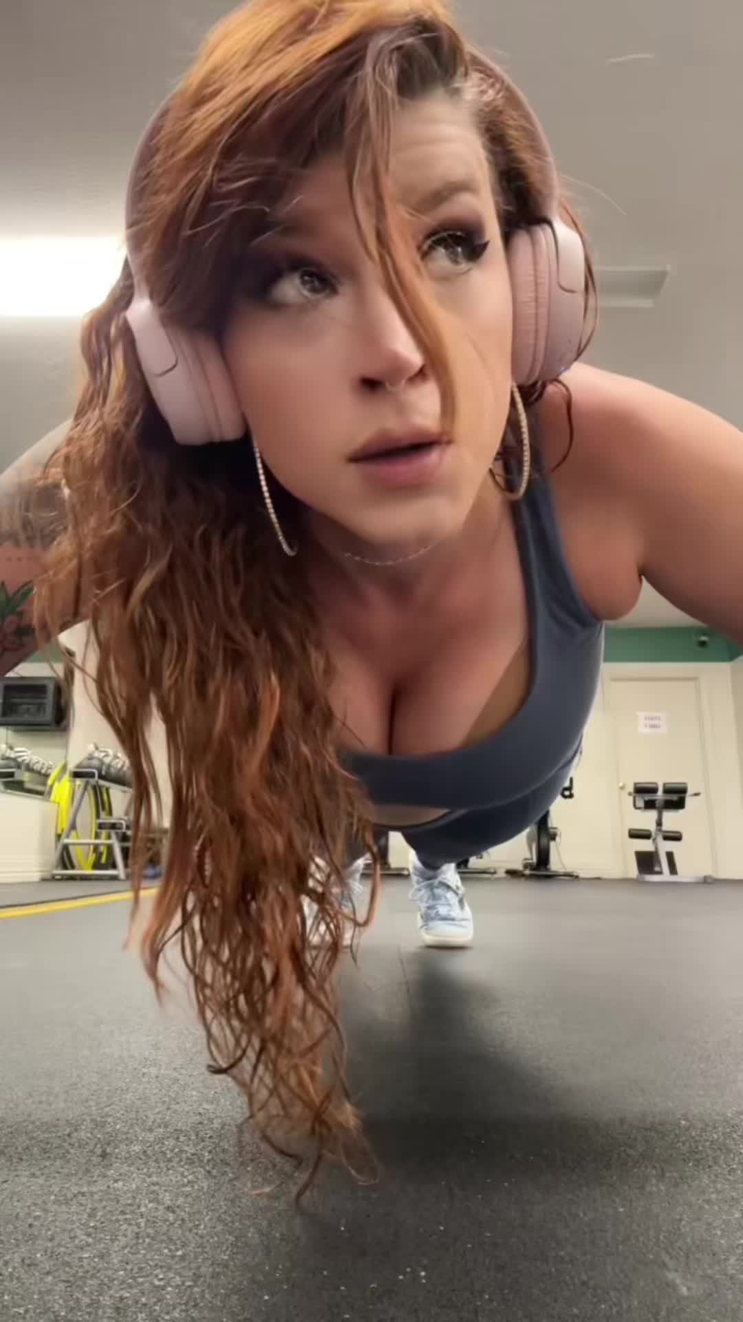 @HeyToriHayman
