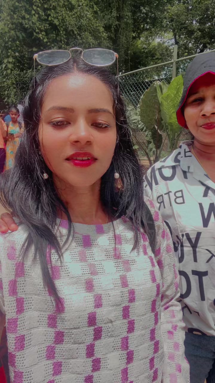 @_janani_