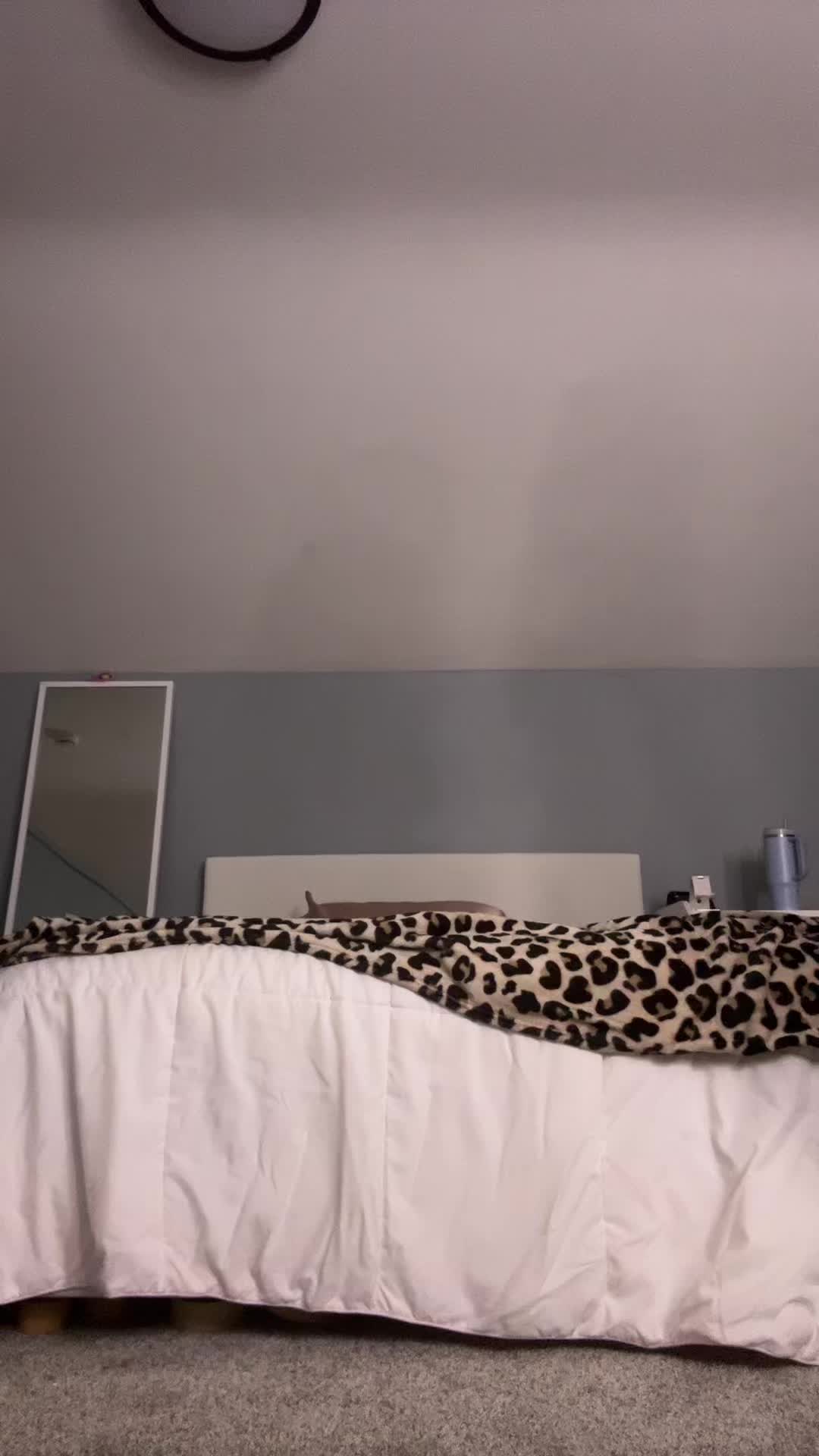 @yasmine’s vlogs